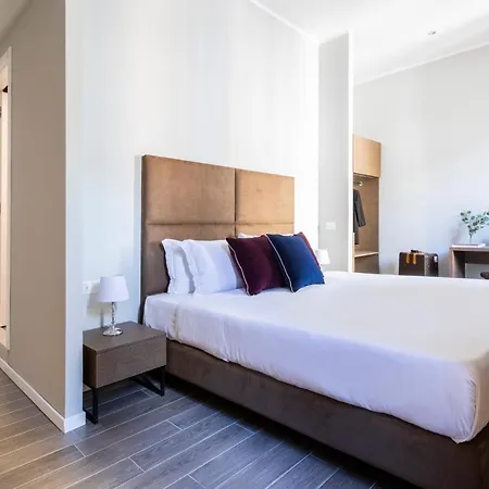 Giubbonari 게스트하우스 4*