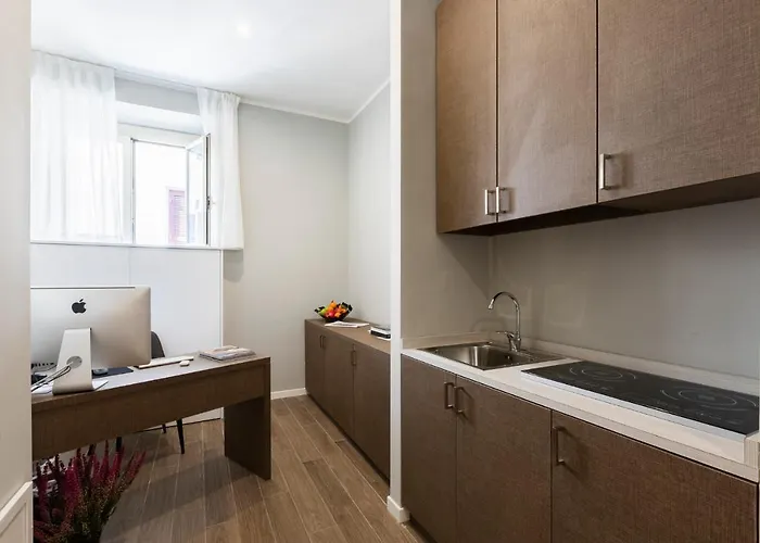 Guest house Giubbonari 4*